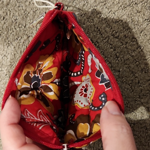 Bella Taylor Gadget pouch / wallet with CROSS design NEW - Picture 5 of 9